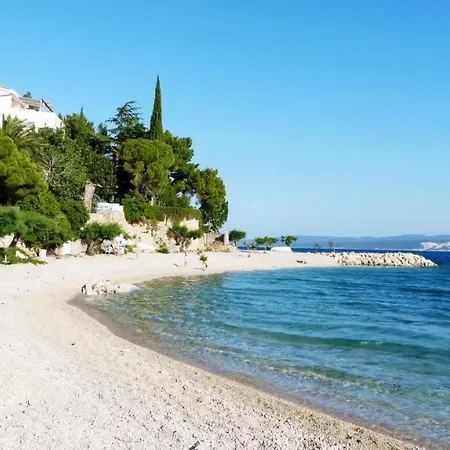 Beach Apartments Nemira Omis Exterior photo