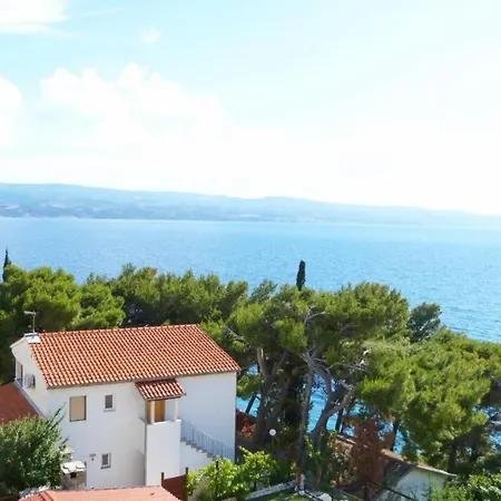 Beach Apartments Nemira Omis Exterior photo